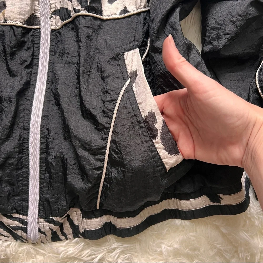 Vintage 80’s EVR Black and Grey Animal Print Windbreaker Jacket
